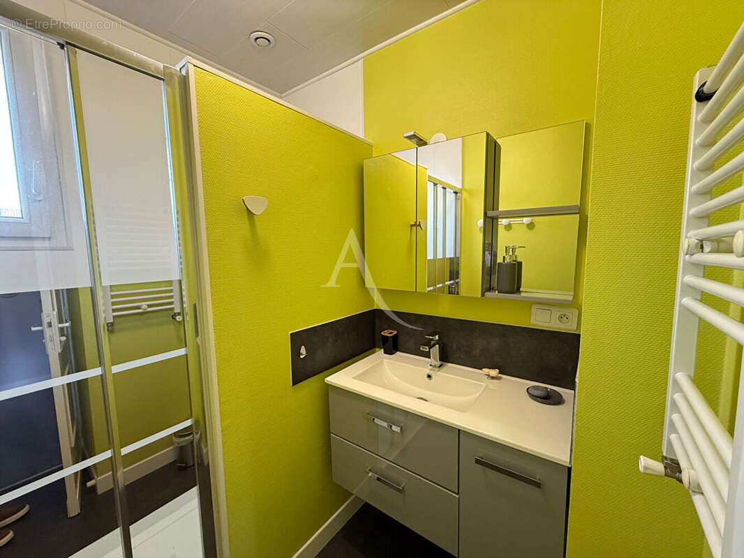 Maison à L&#039;HUISSERIE