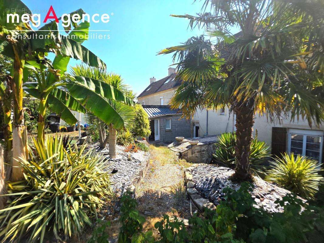Entre caen et la mer – maison de caractère avec dépendances et revenus locatifs - photo 10