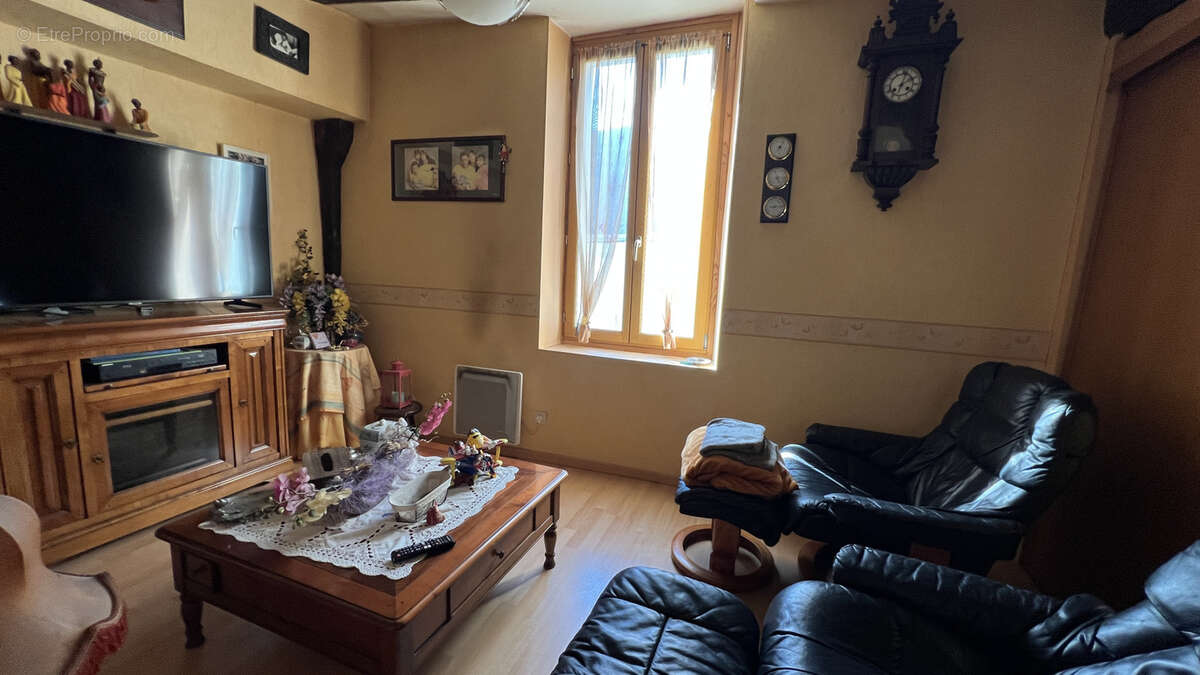 Commerce à MONTFORT-L&#039;AMAURY