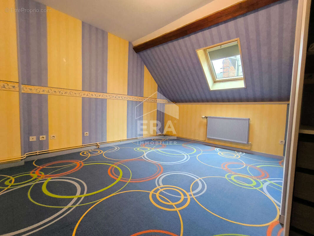 Maison à CONDE-SUR-AISNE