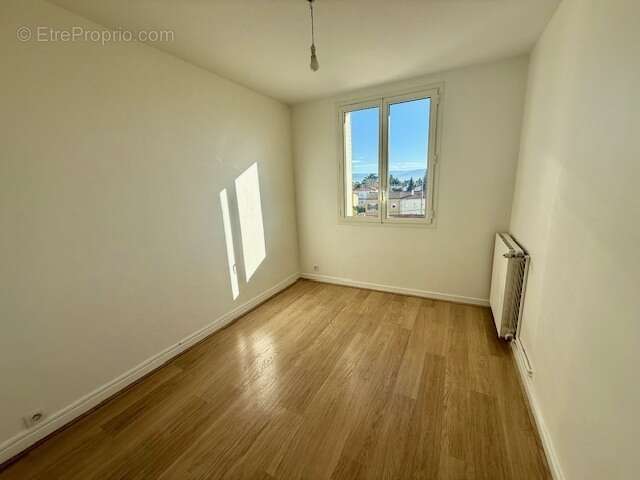 Appartement à ROMANS-SUR-ISERE