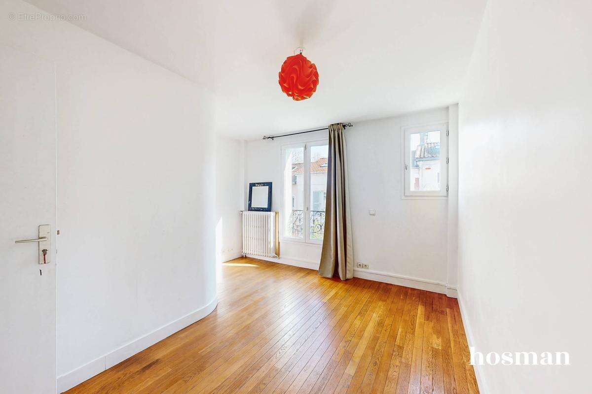 Maison à PARIS-19E