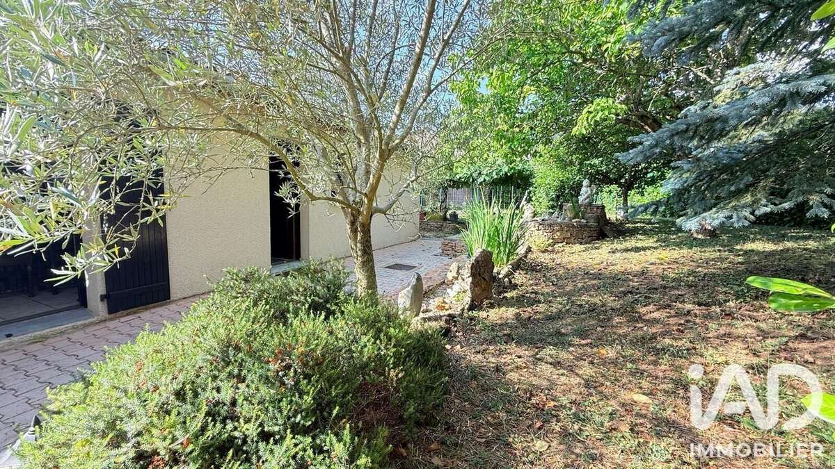 Maison 75 m² à Hurigny  - photo 2