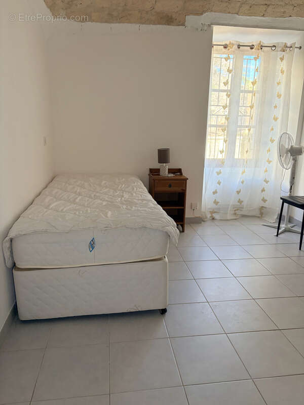 Appartement à CANAULES-ET-ARGENTIERES