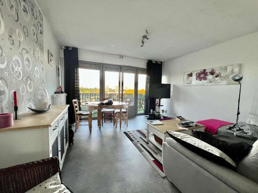   - Appartement à ANGERS