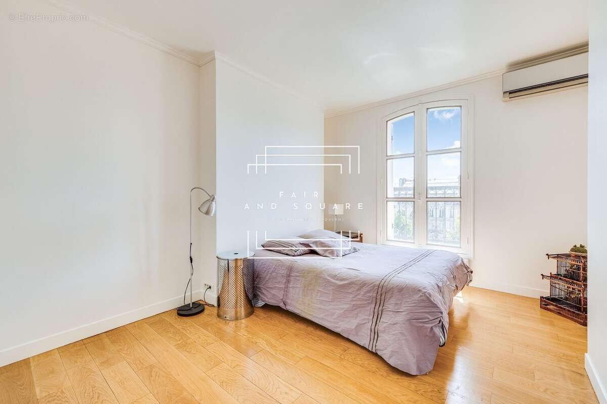 Appartement à NEUILLY-SUR-SEINE