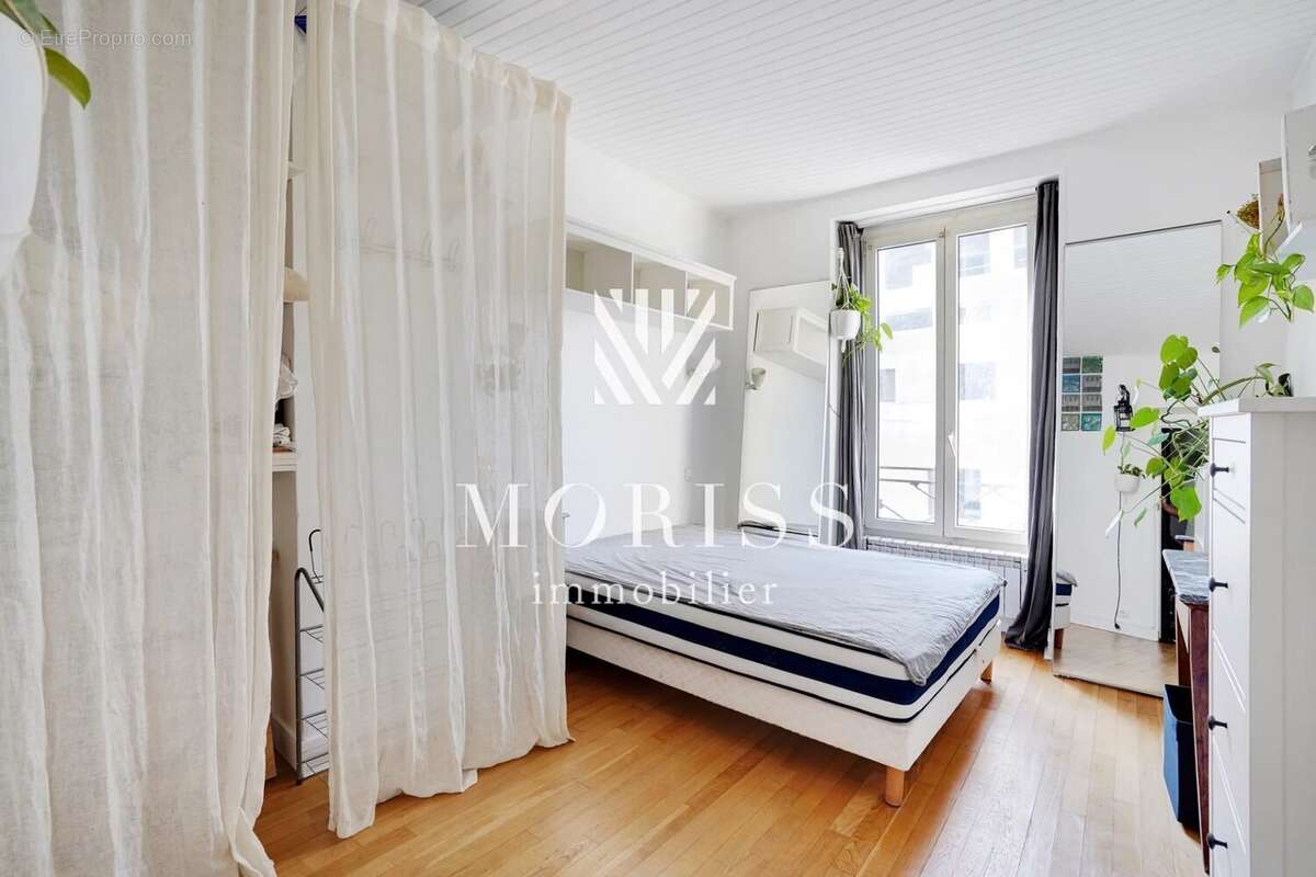 Appartement à PARIS-11E