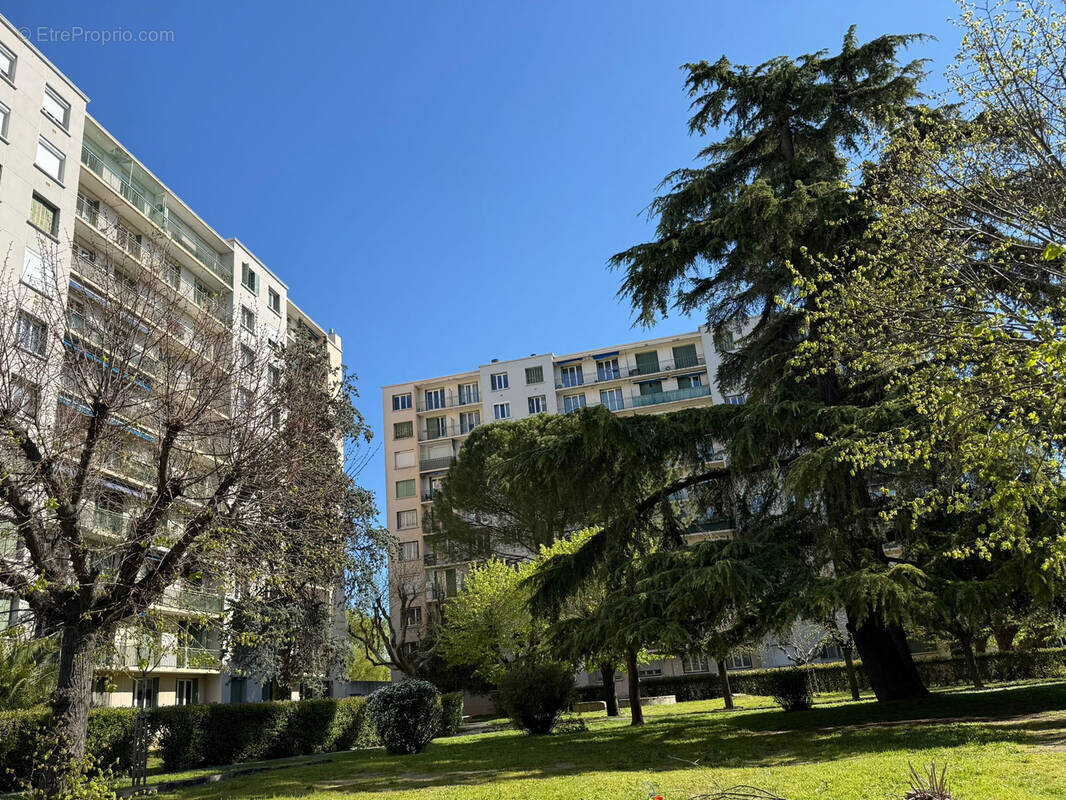 Appartement à NIMES