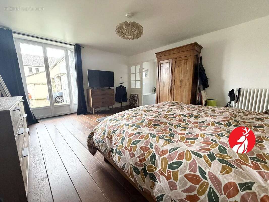 Maison à MILLY-LA-FORET