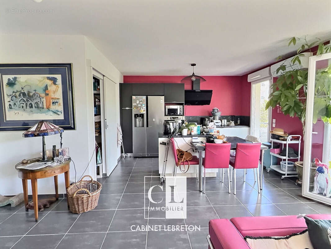 Appartement à MARSEILLE-9E