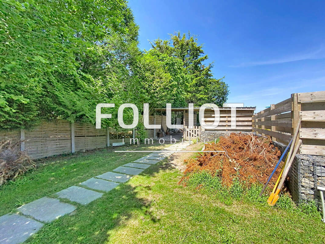 Maison en pierre à vendre / Jullouville - photo 12