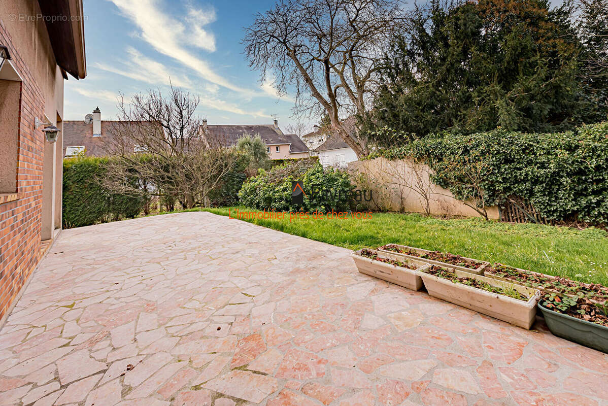 Maison - l'hay-les-roses - 8 pieces - 275m² - parking - 501m² terrain - photo 11
