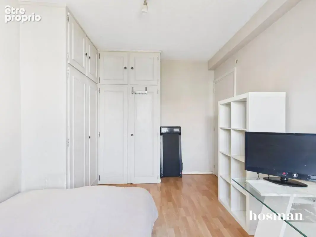 Appartement 4 pièces de 91 m² Carrez avec balcon de 8m2 et garage - Rue Frédéric Mistral/Place des Maisons Neuves - photo 8