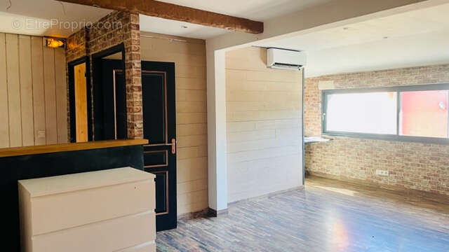 Commerce à SAINT-ANDIOL