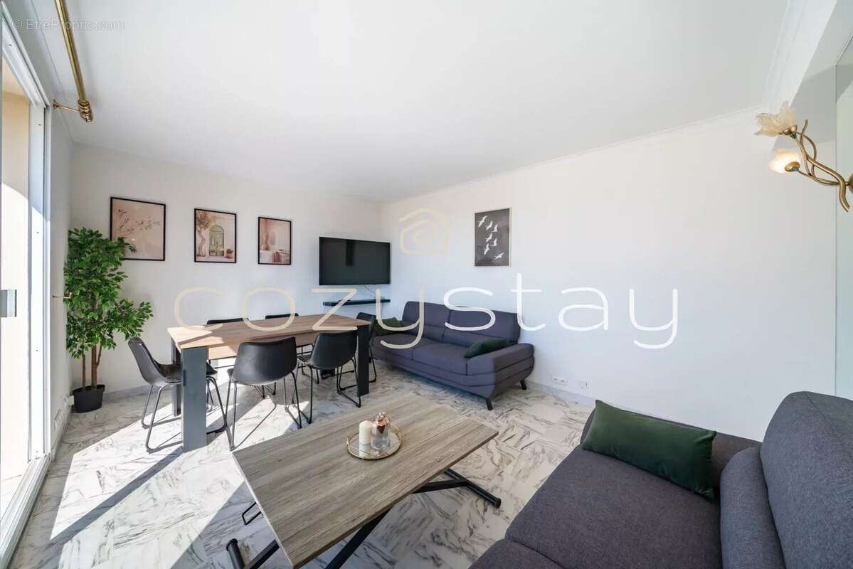 Appartement à CANNES