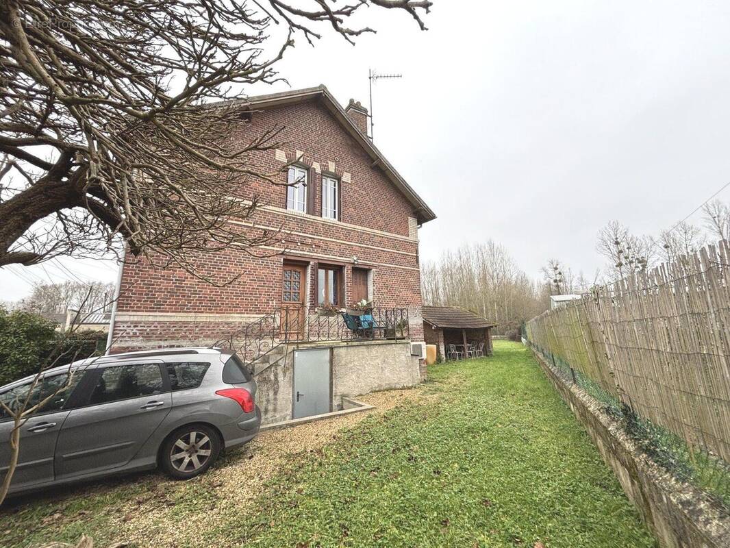 Maison à CREPY-EN-VALOIS