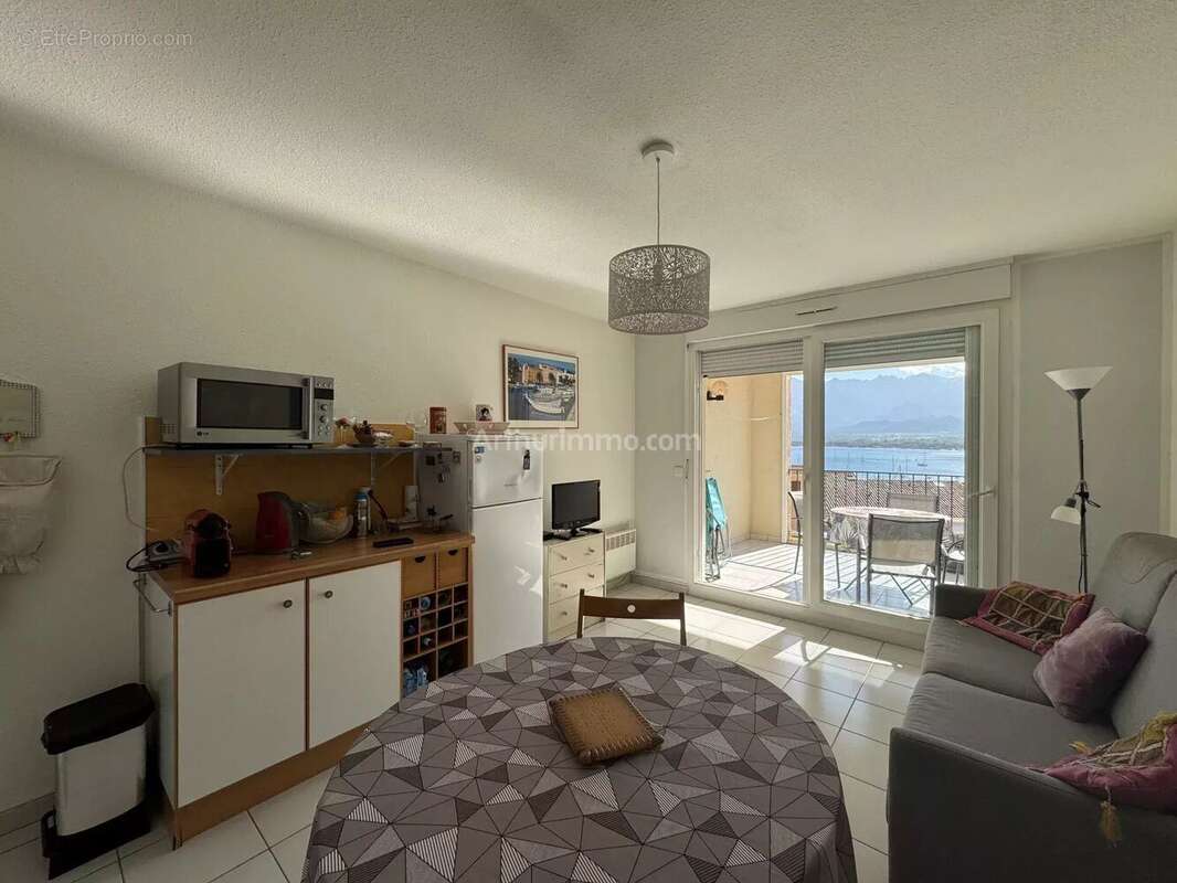 Appartement à CALVI