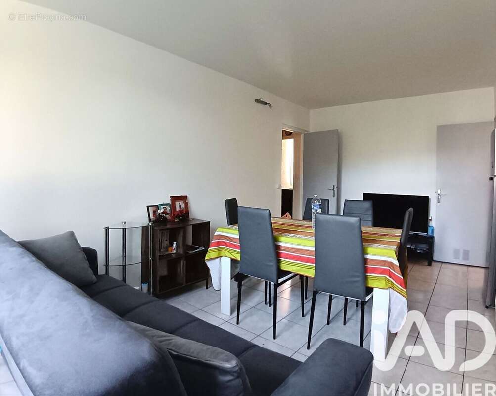 Photo 2 - Appartement à ARGENTEUIL