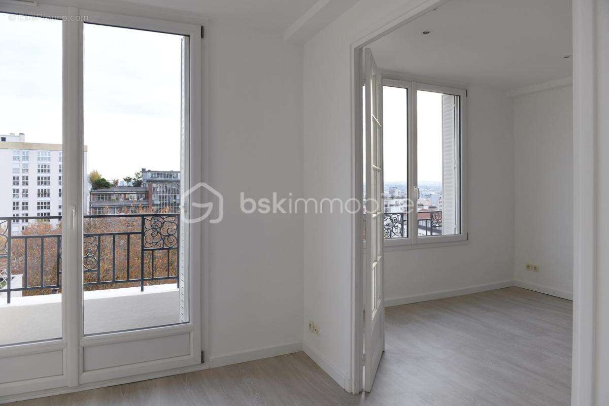 Appartement à PARIS-19E