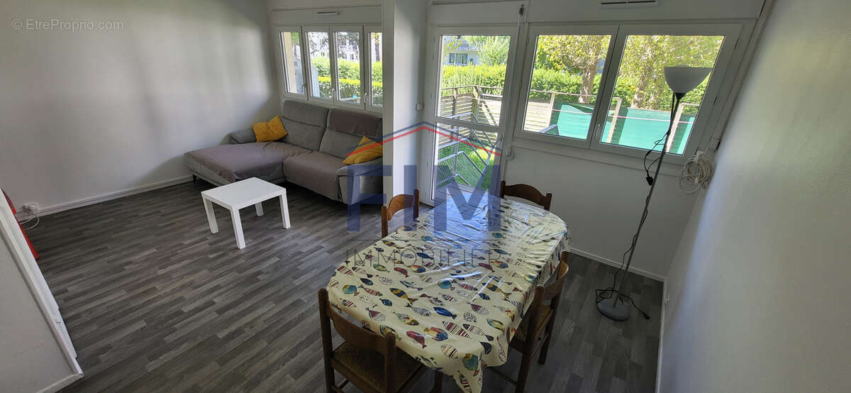 Appartement à GREGES