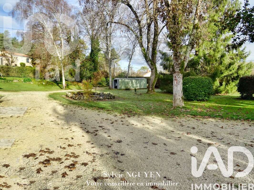 Photo 2 - Maison à SERS