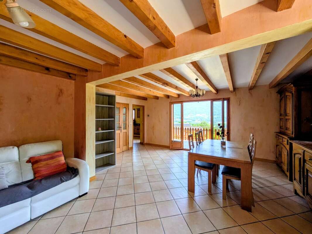 Maison à SAINT-VITAL