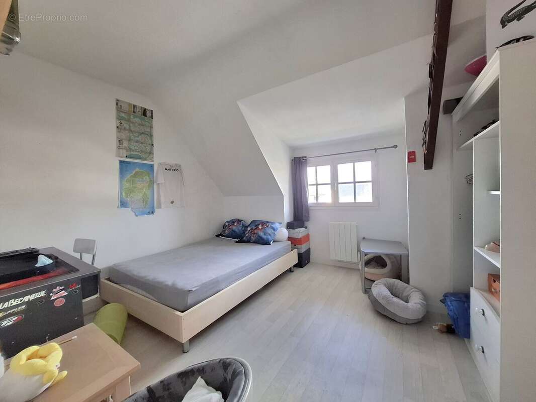Maison à MAROLLES-LES-BRAULTS