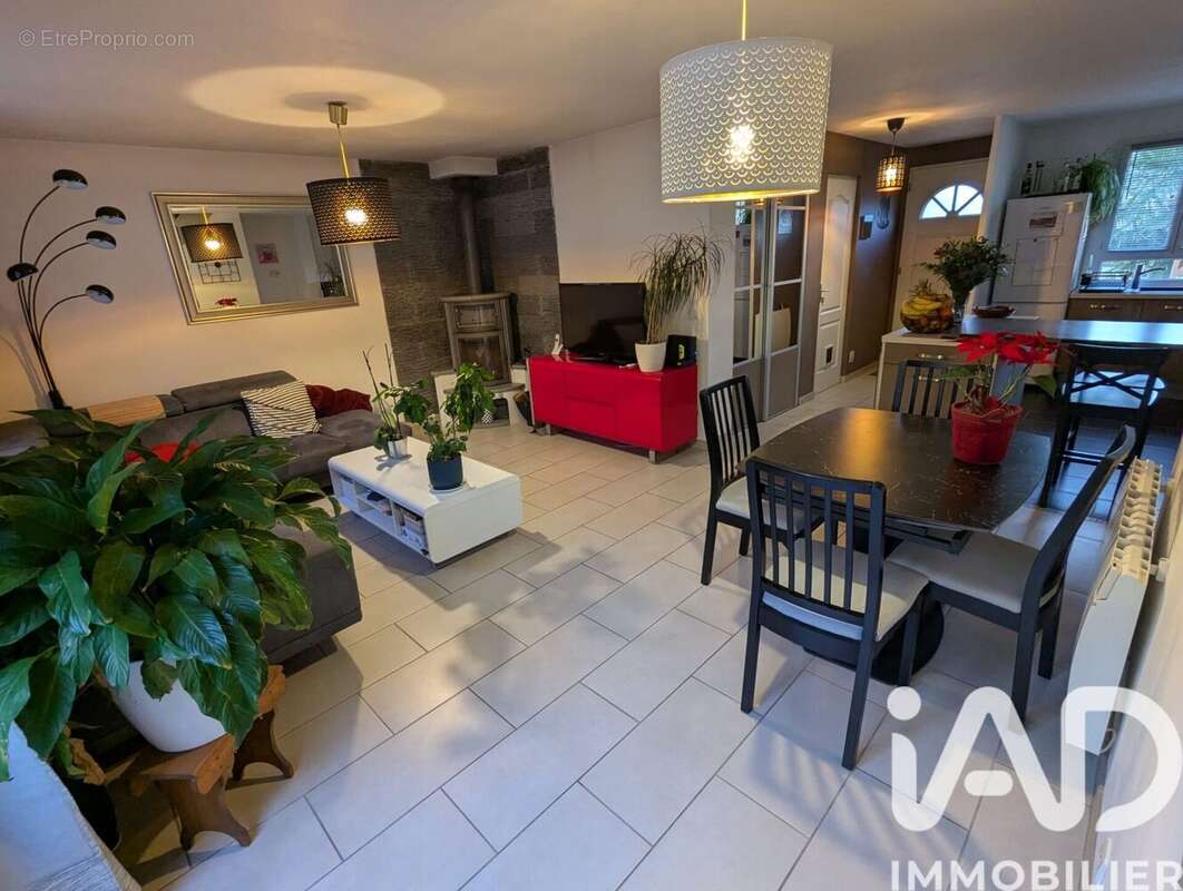 Photo 2 - Maison à BAULNE