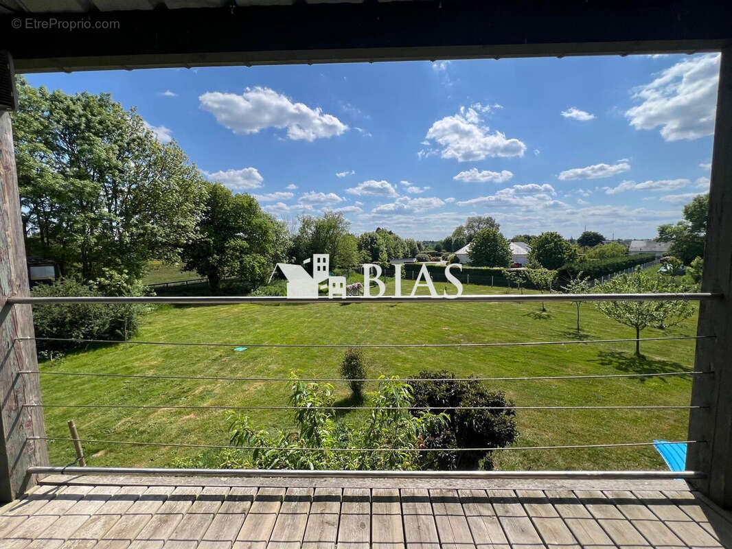 Maison à SAINT-AUBIN-LE-GUICHARD