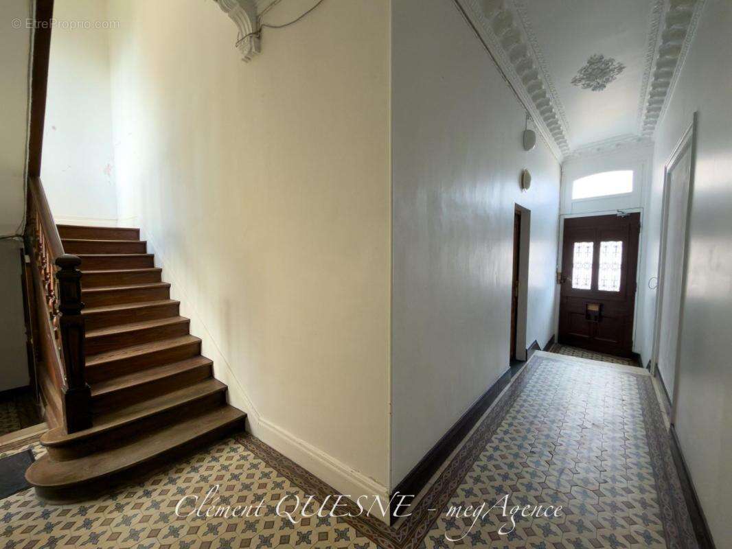 Charme important / centre-ville / 3 chambres - photo 18