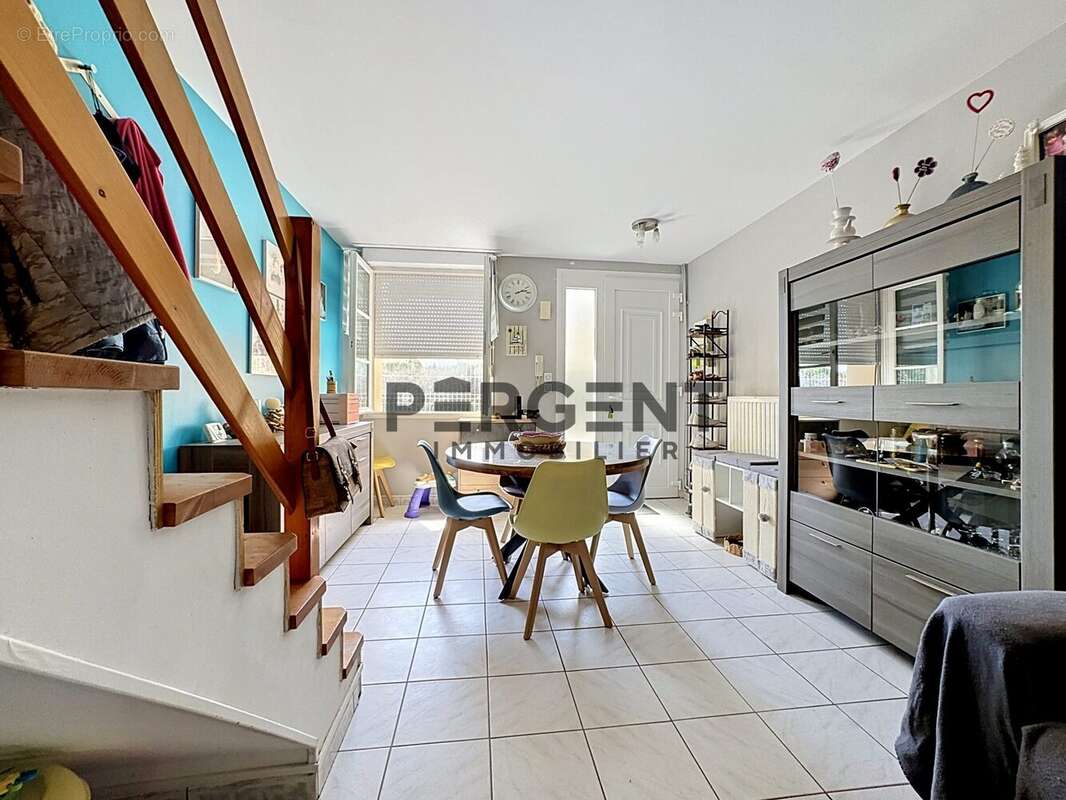 Appartement à LA FRANCHEVILLE