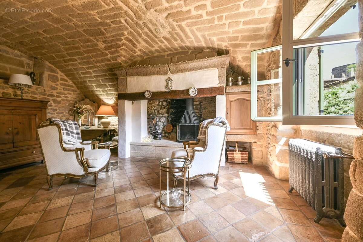Maison à SAINT-LAURENT-LA-VERNEDE