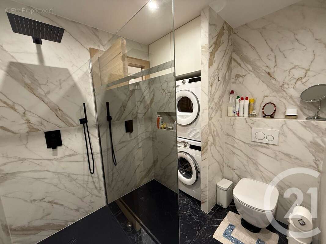 Appartement à ROQUEBRUNE-CAP-MARTIN