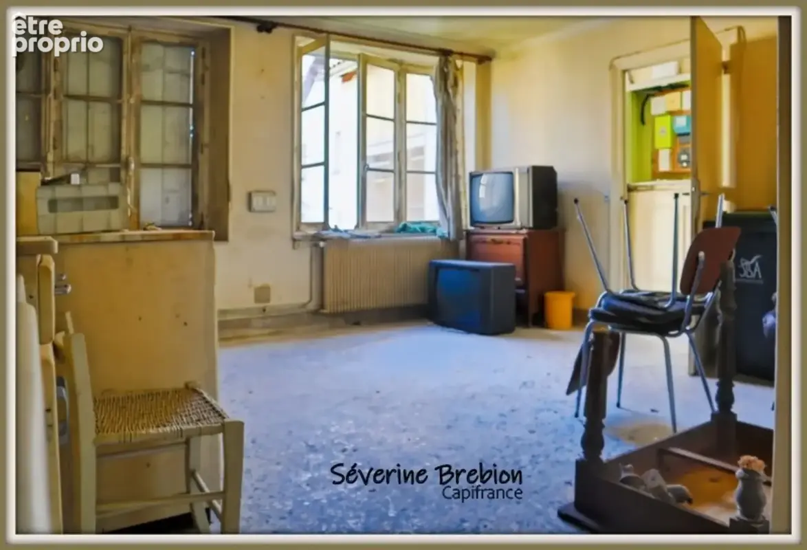  Grande maison à rénover + atelier – Idéale pour famille ou investisseur – Celles-sur-Durolle (63) - photo 12