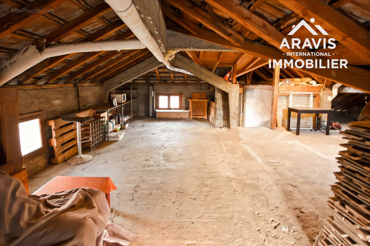 Appartement à TANINGES