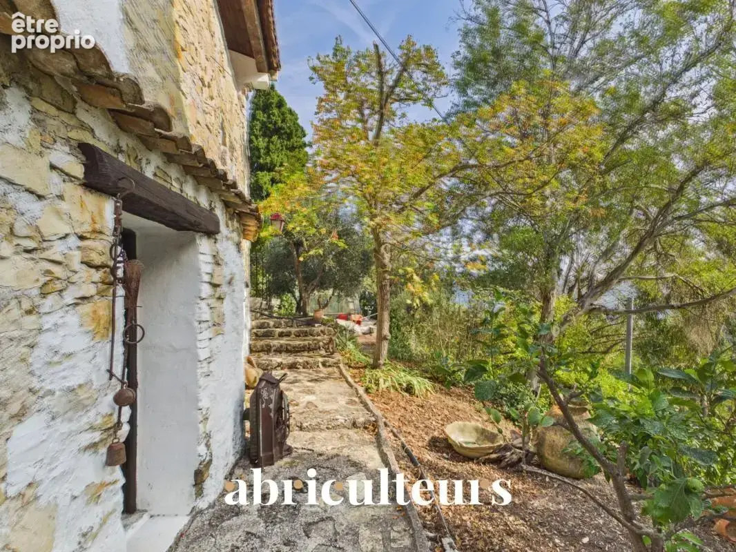 Photo Maison à Cantaron au prix de 640 000€
