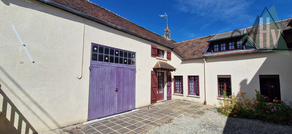 Maison à GUMERY