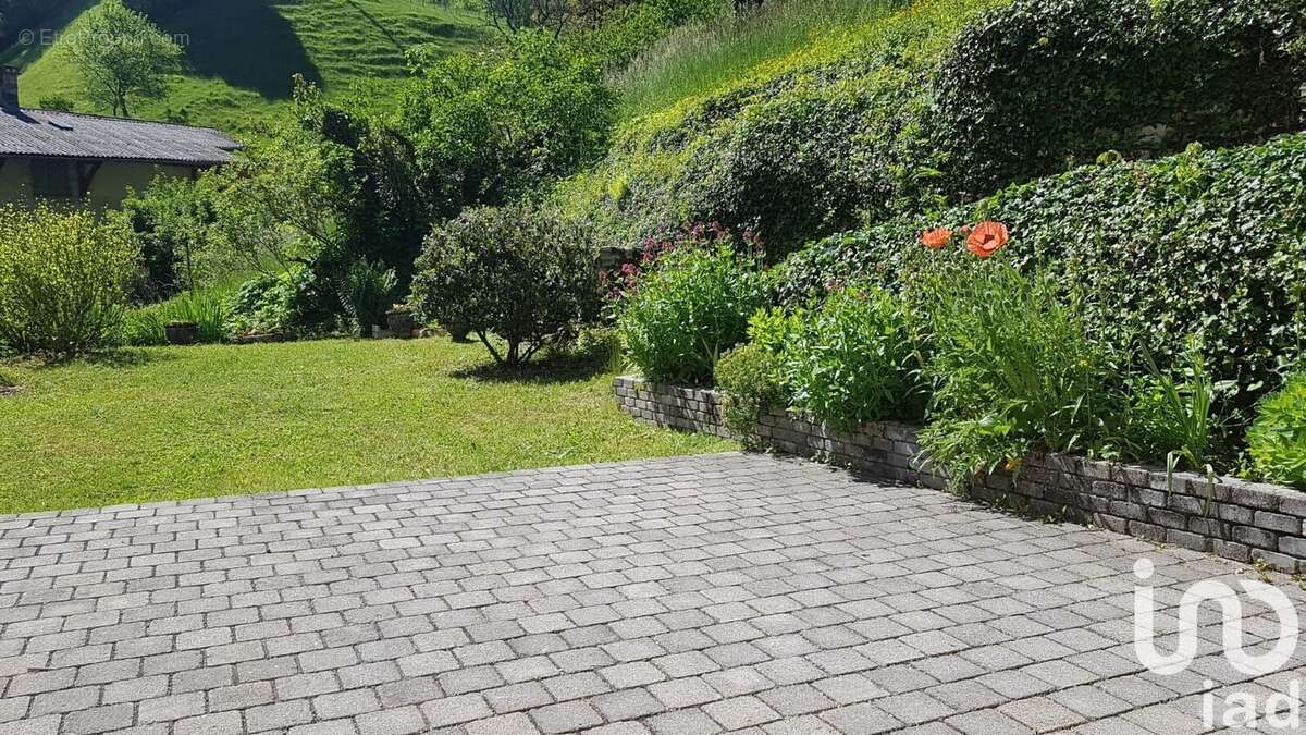 Maison 93 m² à Cerdon  - photo 2