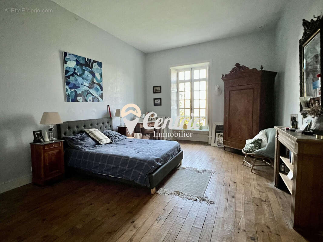 Autre à SAINT-MESMIN