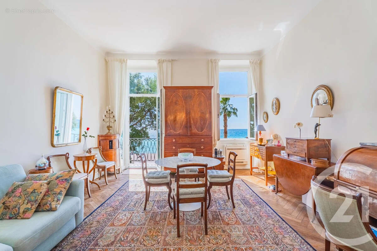 Appartement à NICE