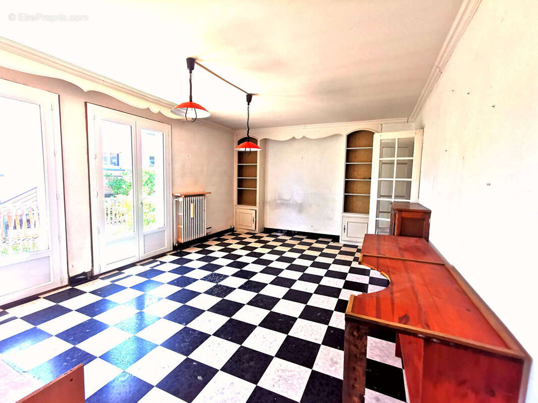 Maison 6 pièces - 170 m² - Fort potentiel - photo 7