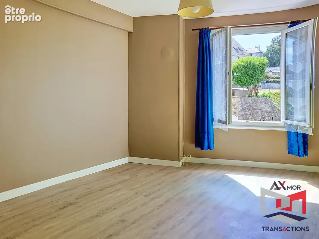 LANNION : Maison à rénover, bel emplacement ! - photo 6