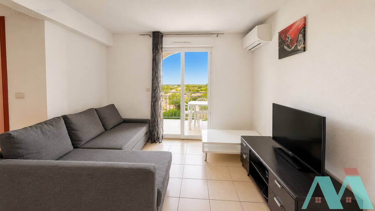 Appartement à SIGNES