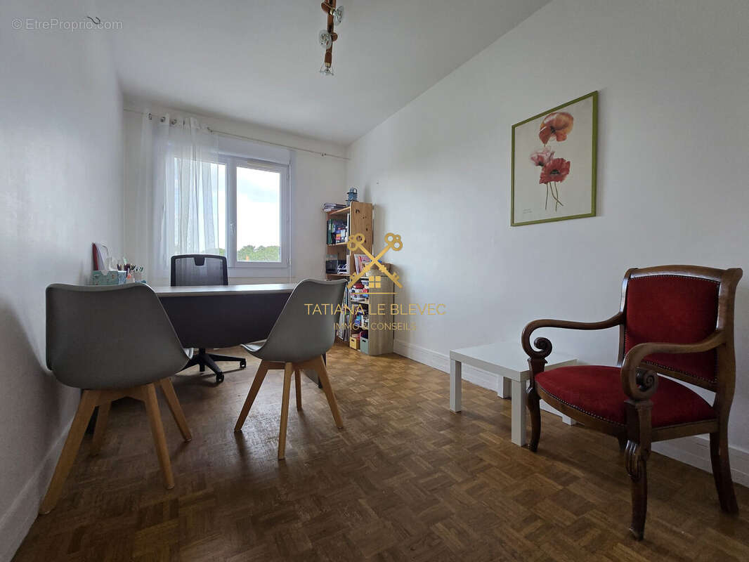 Appartement 92 m² à Lorient  - photo 6