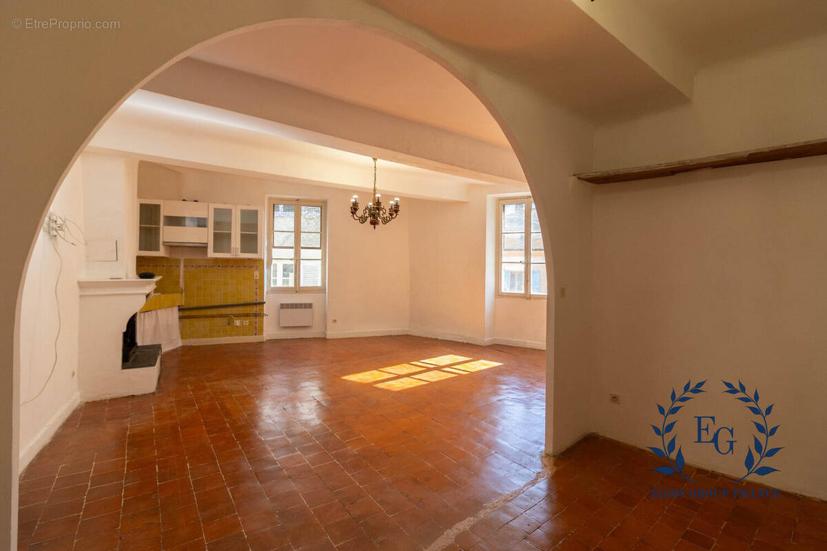 Appartement à BARJOLS