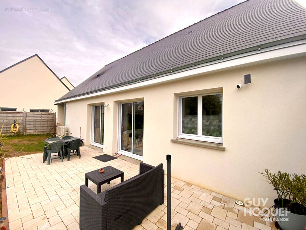 Maison à SAINT-LYPHARD