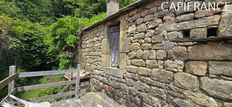 Maison à ISSAMOULENC