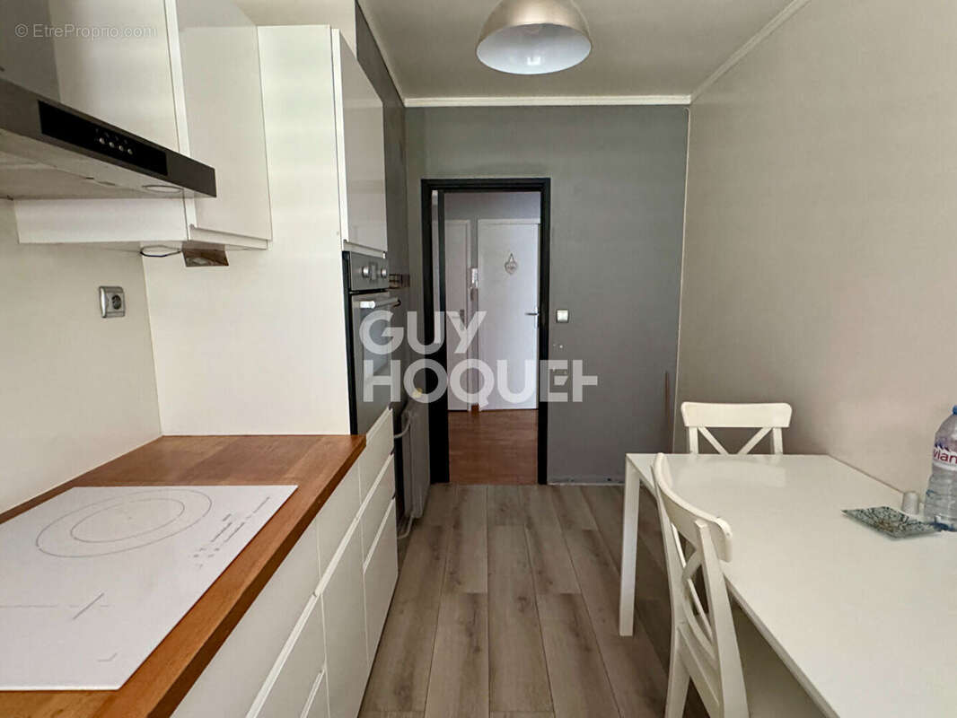 Appartement à ATHIS-MONS