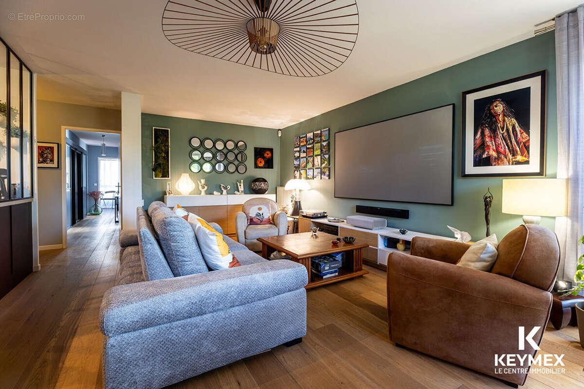 Appartement à LOUVRES