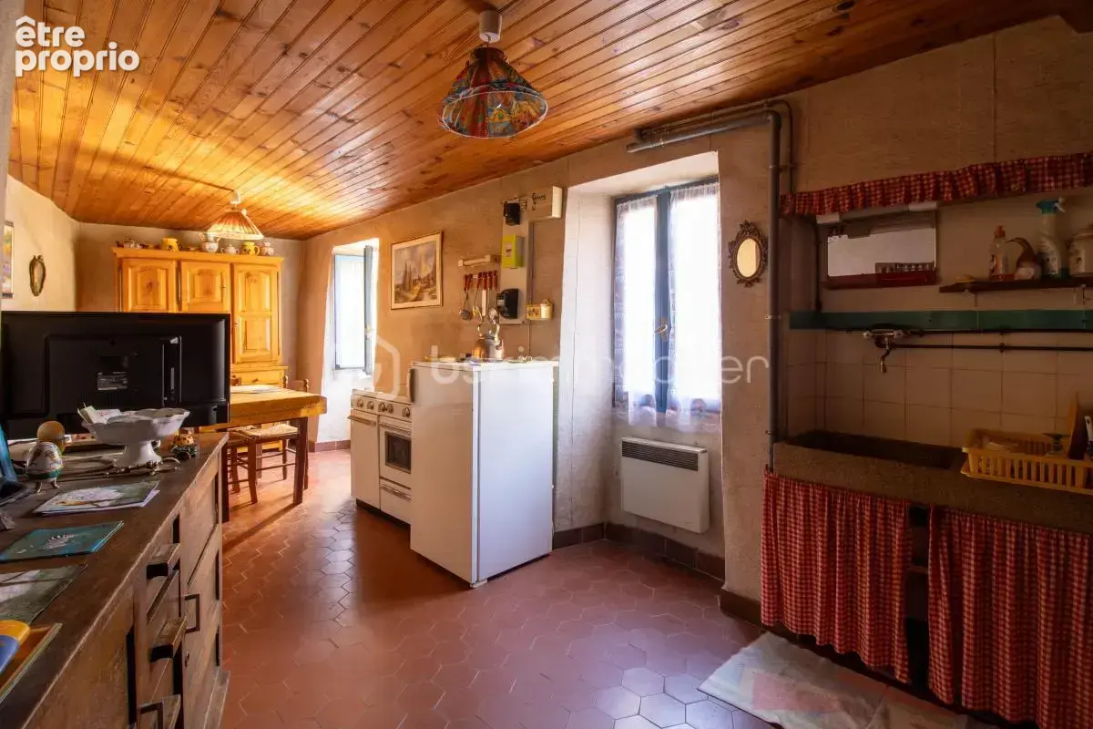 Maison de village sur 3 niveaux - photo 3